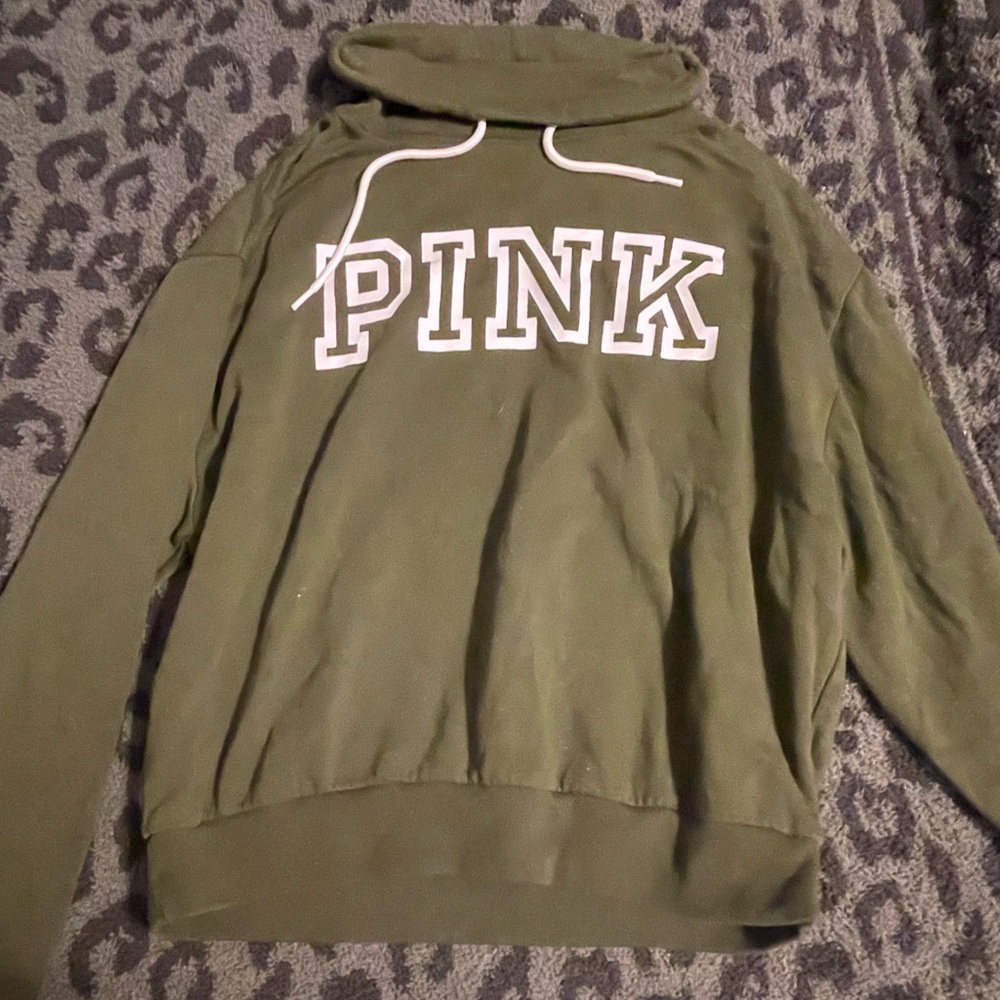 pink sweatshirt